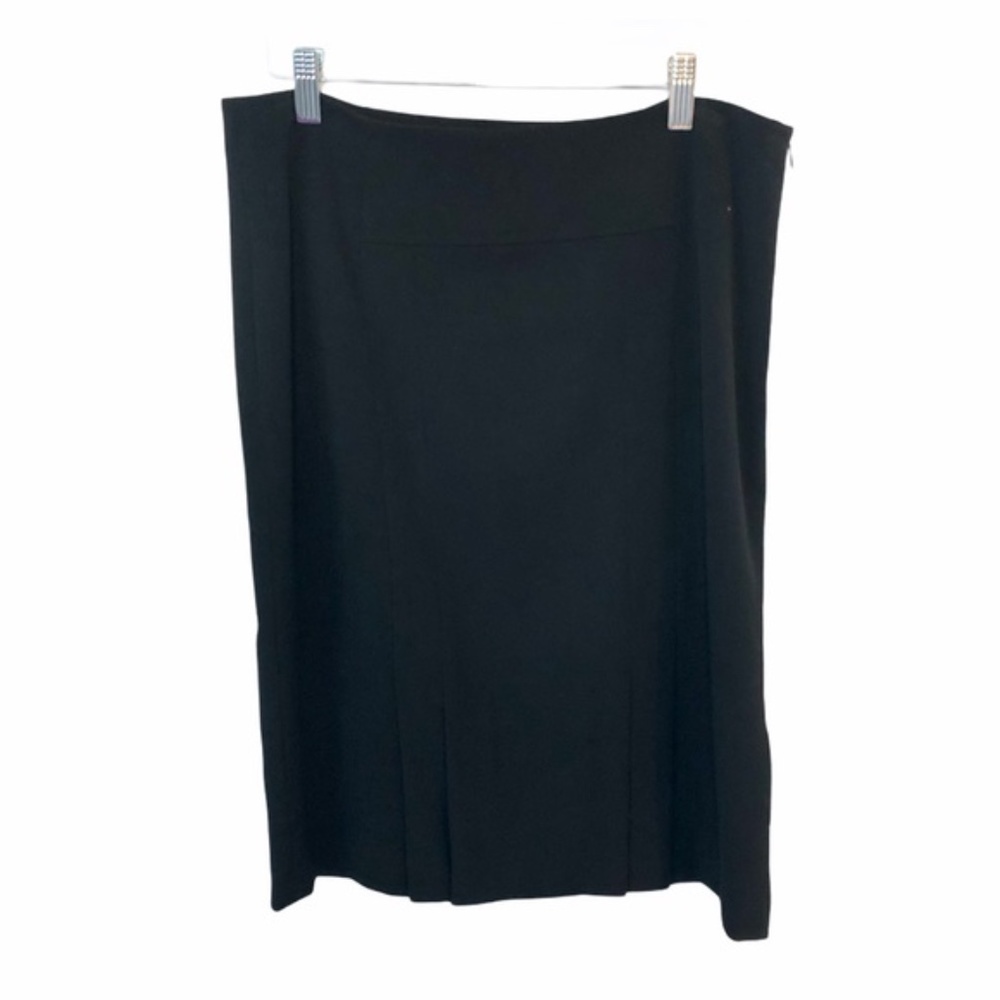 Tribal Black Pleated Pencil Skirt